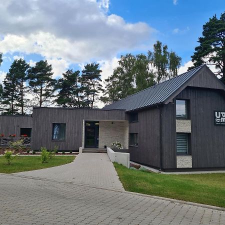 Viesu Nams Upe Hotel Roja Eksteriør billede